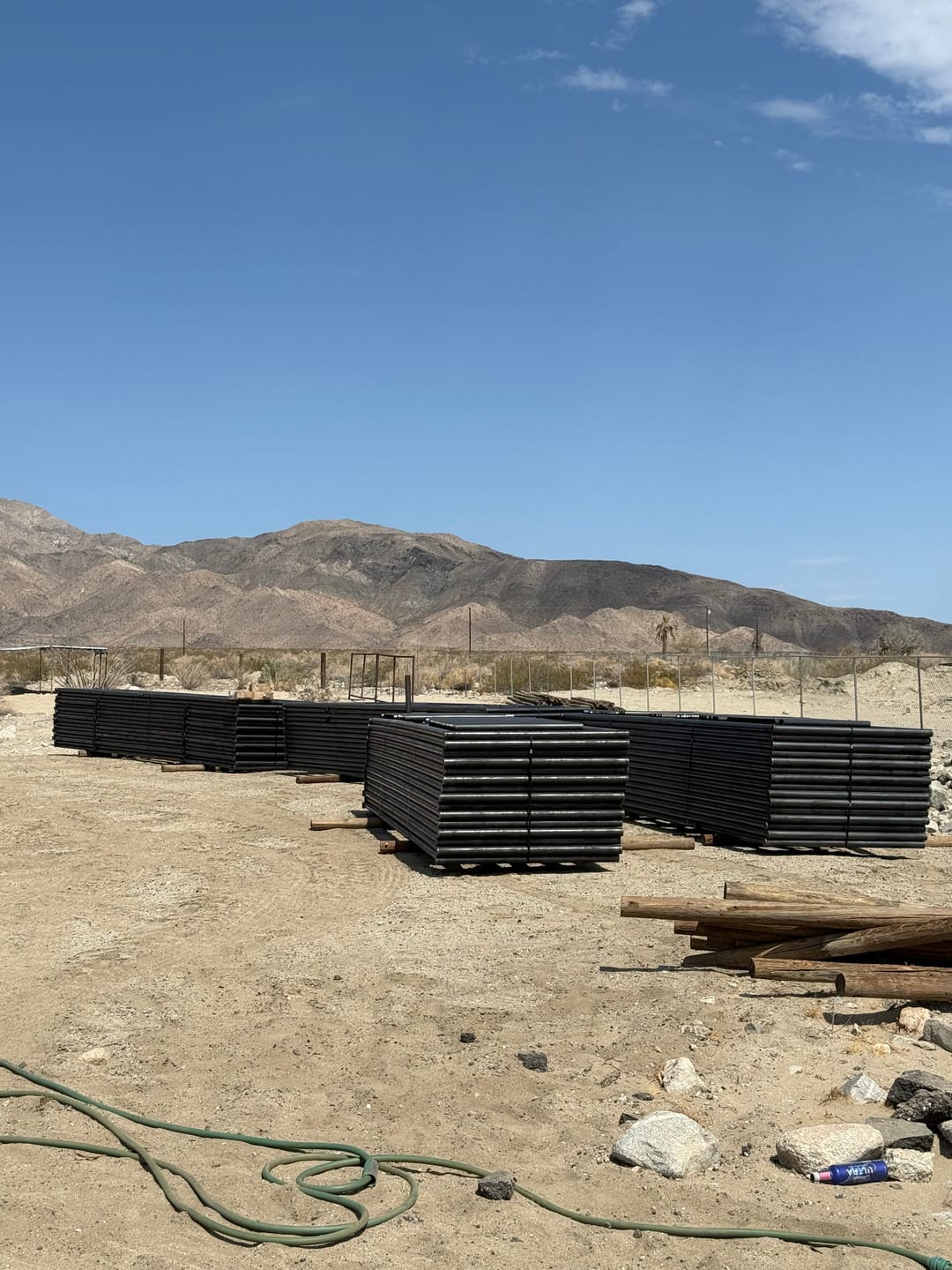 Customer photo review of 20ft Cattle Livestock Panels 2-3/8" 14 Gauge - Freestanding with Detachable Feet