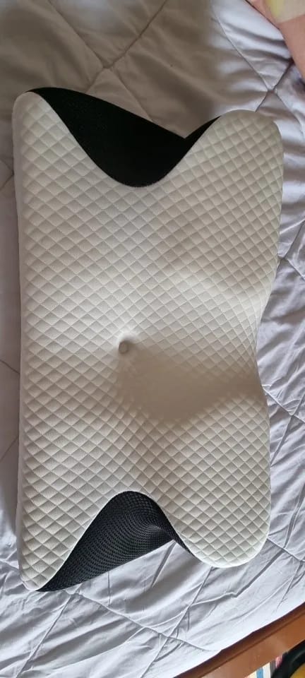Customer photo review of Almohada Cervical Ergonómica Mariposa