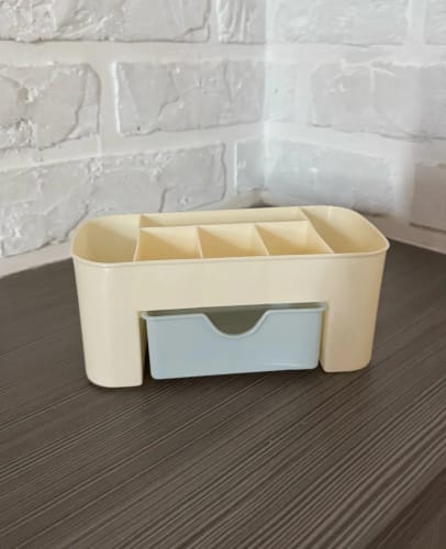 Customer photo review of Makeup Organizer with Drawer – Acrylic Brush and Lipstick Holder