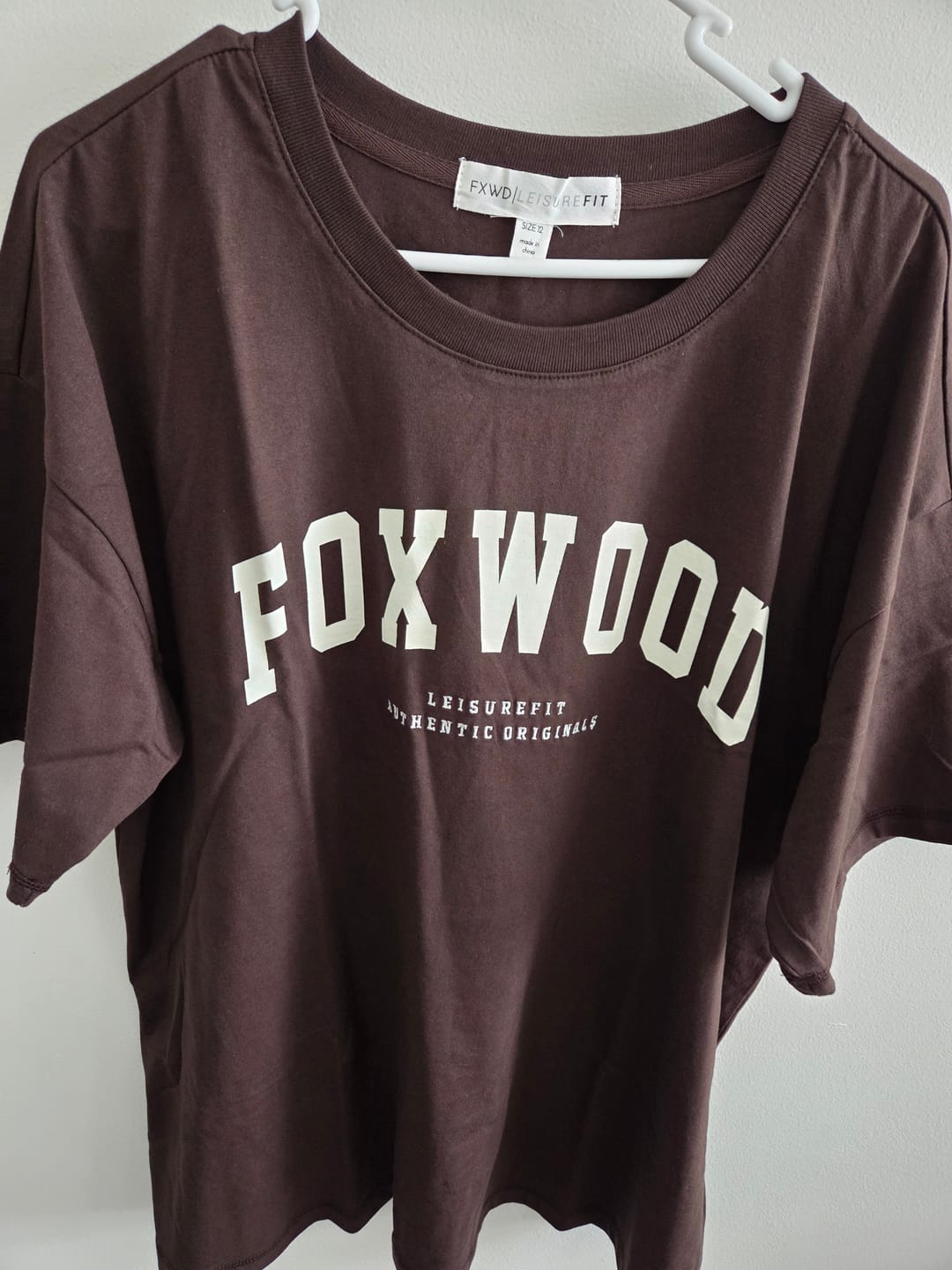 Customer photo review of Interval Tee in Coffee Bean/Vintage White - Foxwood