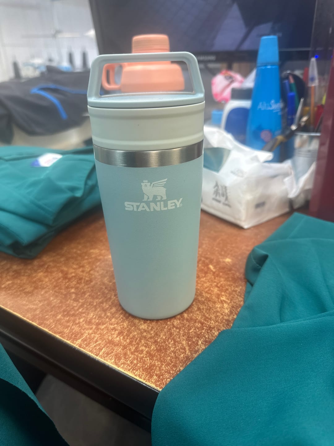 Customer photo review of Mug Café To Go Seafoam | 354 ml