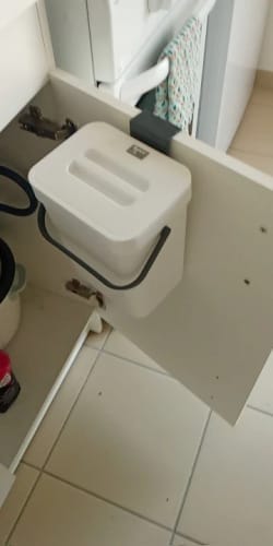 Customer photo review of Quiet Close Trash Can – Space-Saving Sealed Kitchen Bin