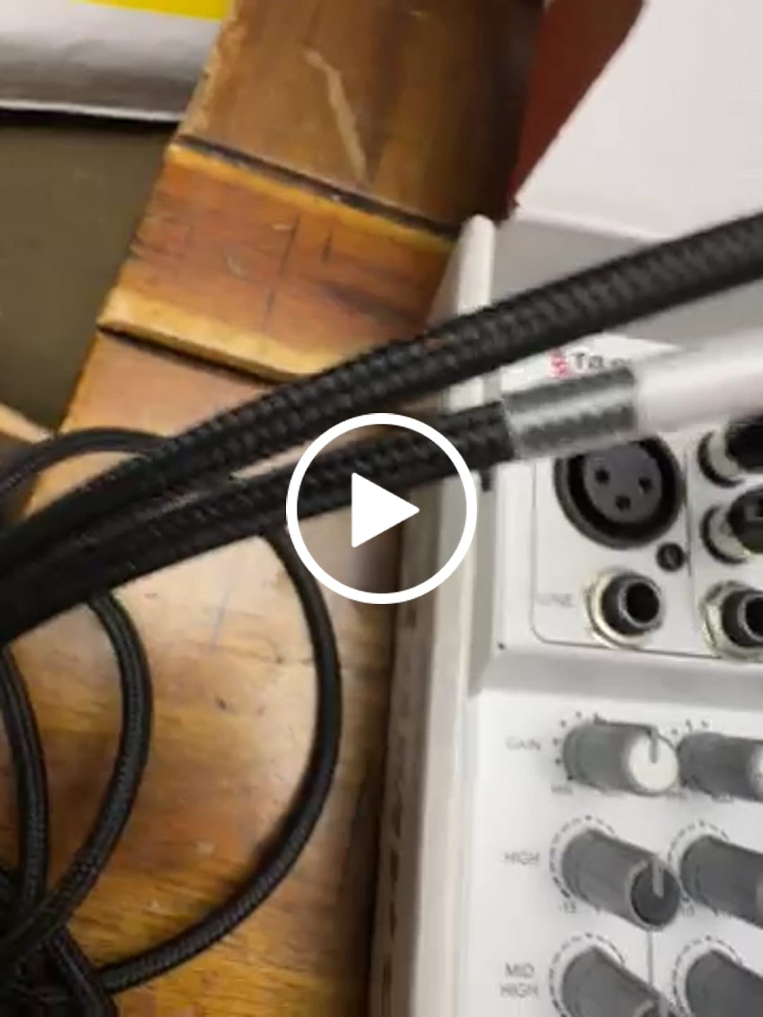 Customer video review of ProX XC-USBC2RCA06 USB-C to Dual RCA Audio Cable - 6 Feet