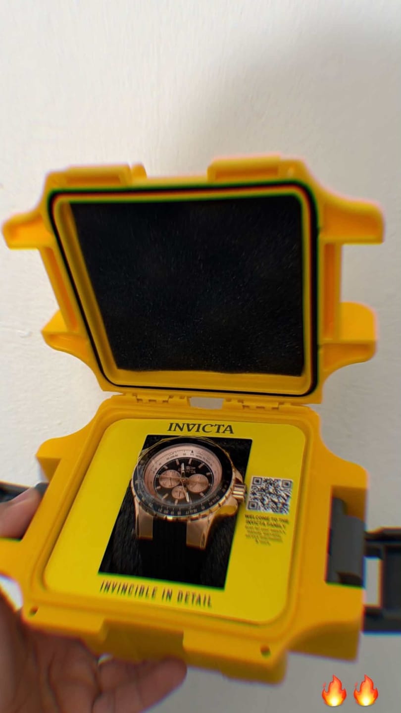 Customer photo review of Reloj Deportivo Para Hombre Invicta Aviator 39265 - Oro Rosa