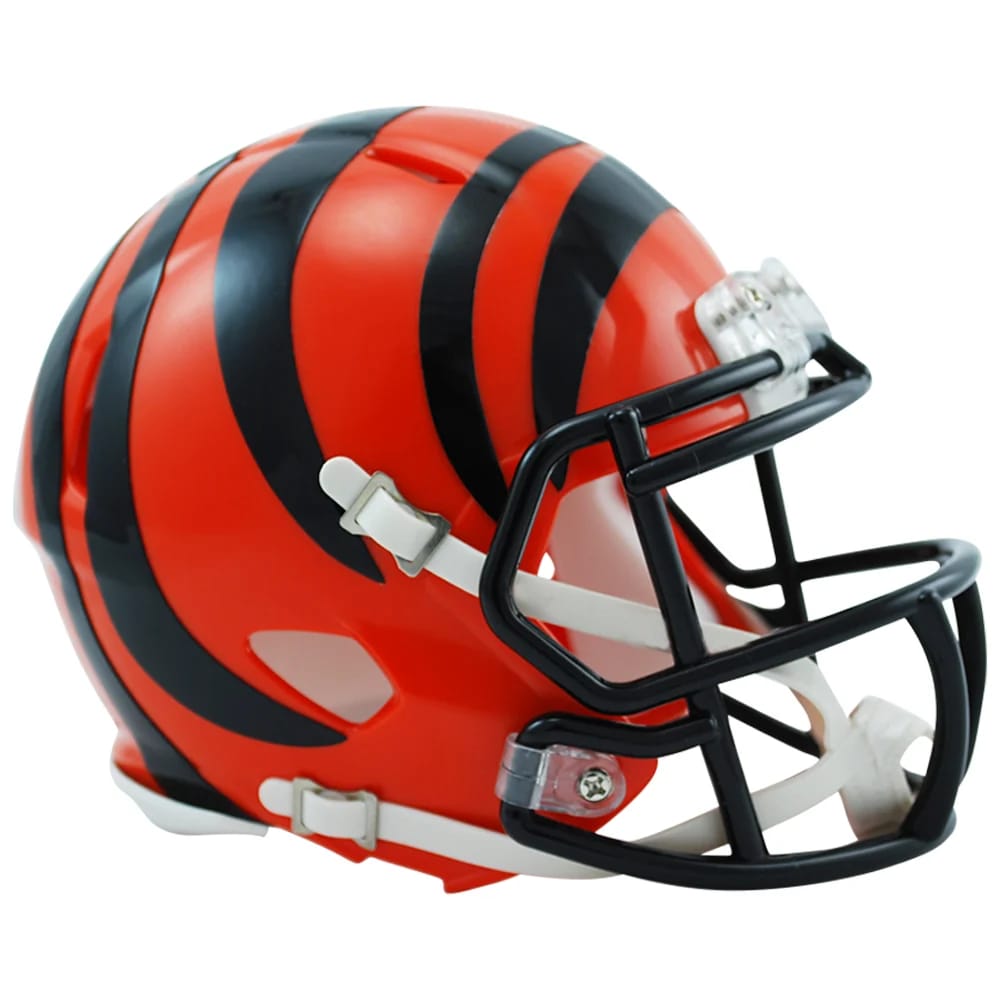 Customer photo review of Cincinnati Bengals Riddell Speed Mini Helmet