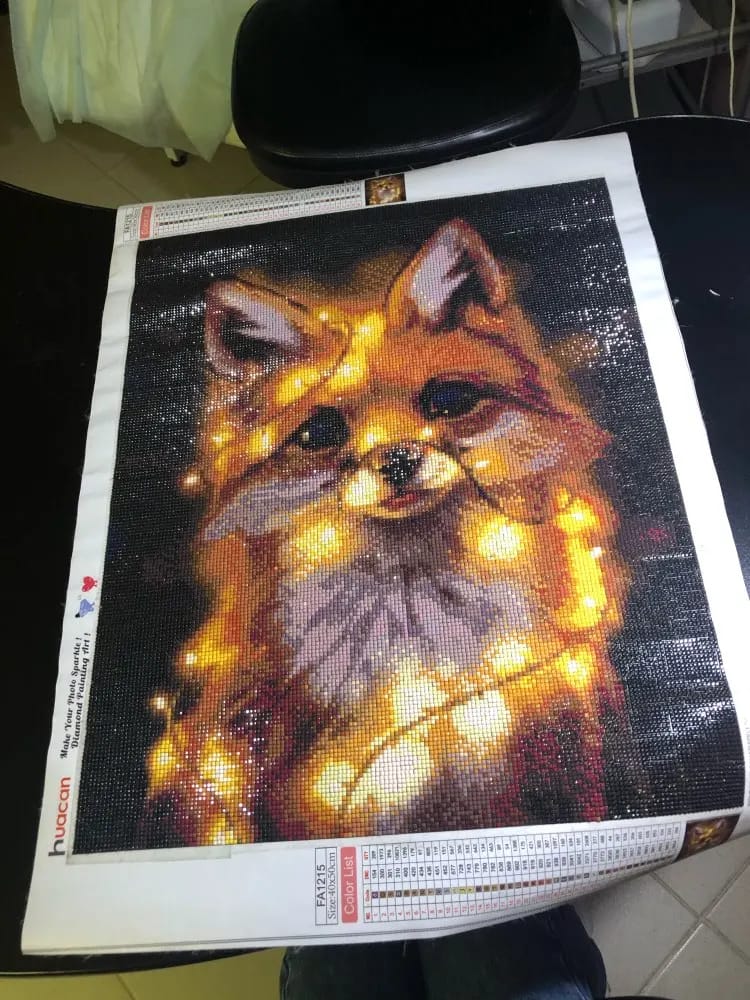 Customer photo review of Broderie Diamant - Petit renard et guirlande éclairée
