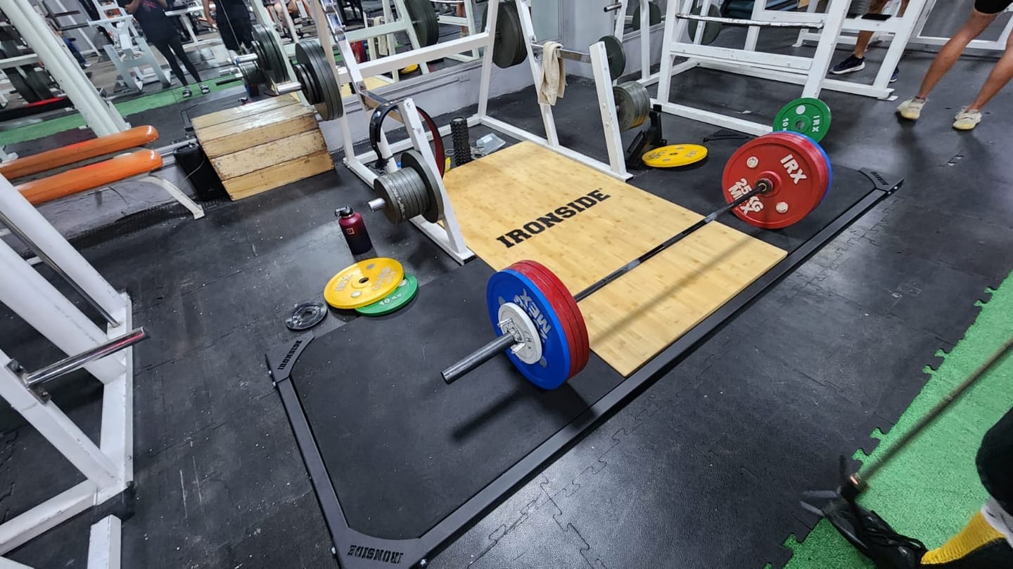 Customer photo review of IRONSIDE Wooden Platform Floor for Weightlifting