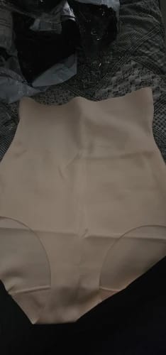 Customer photo review of FormaLift™ - Lazer kəsim toparlayıcı