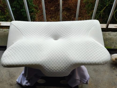 Customer photo review of Almohada Cervical Ergonómica Mariposa