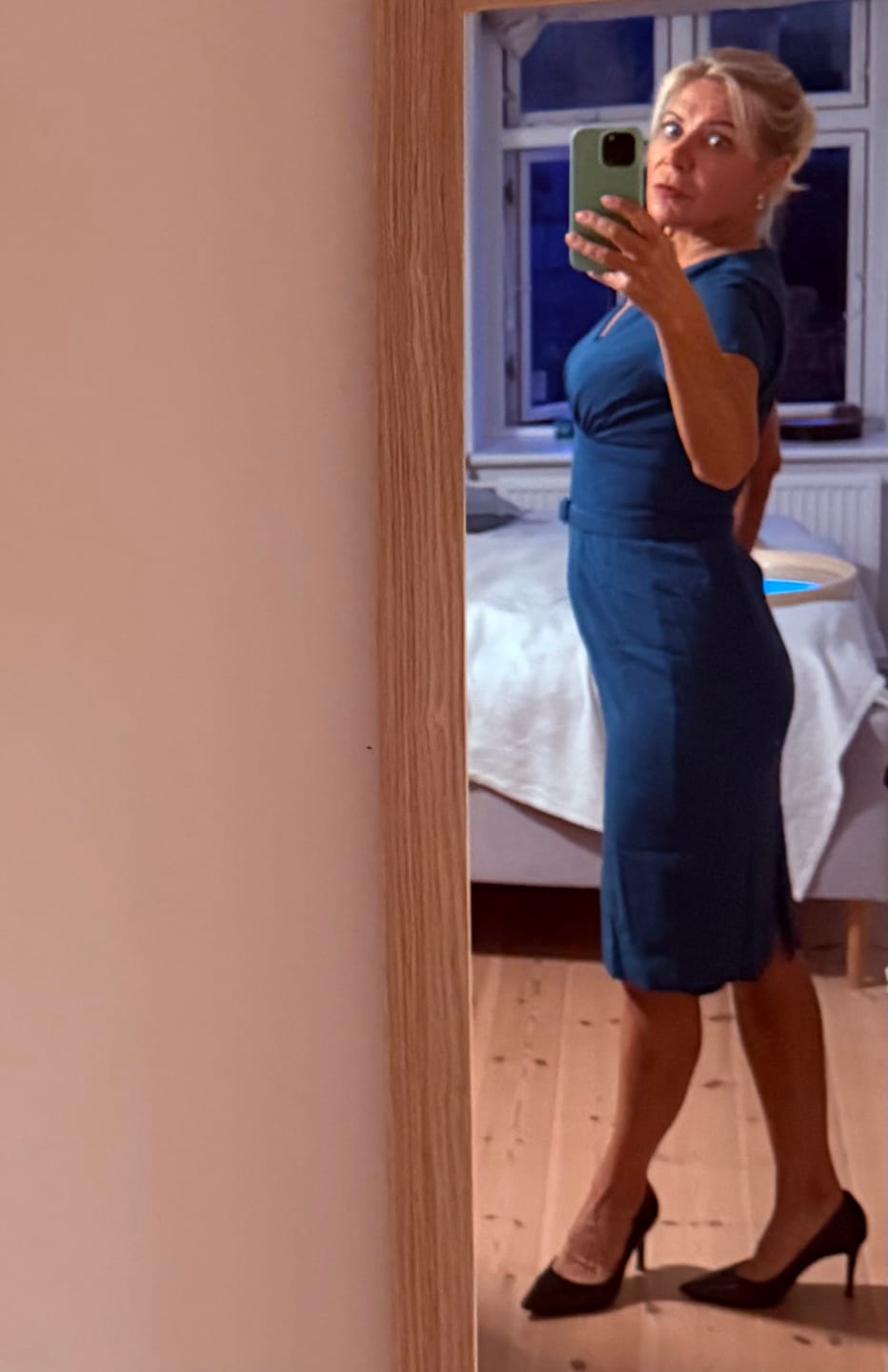 Customer photo review of Holly pencilkjole - teal blå