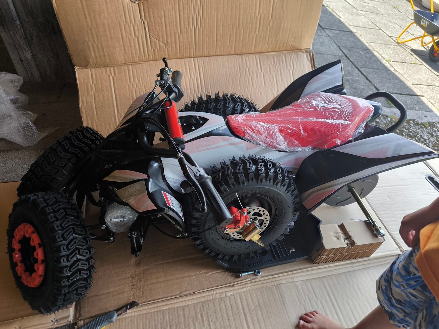 Customer photo review of Quad enfant électrique 800w - Modèle MQ-800