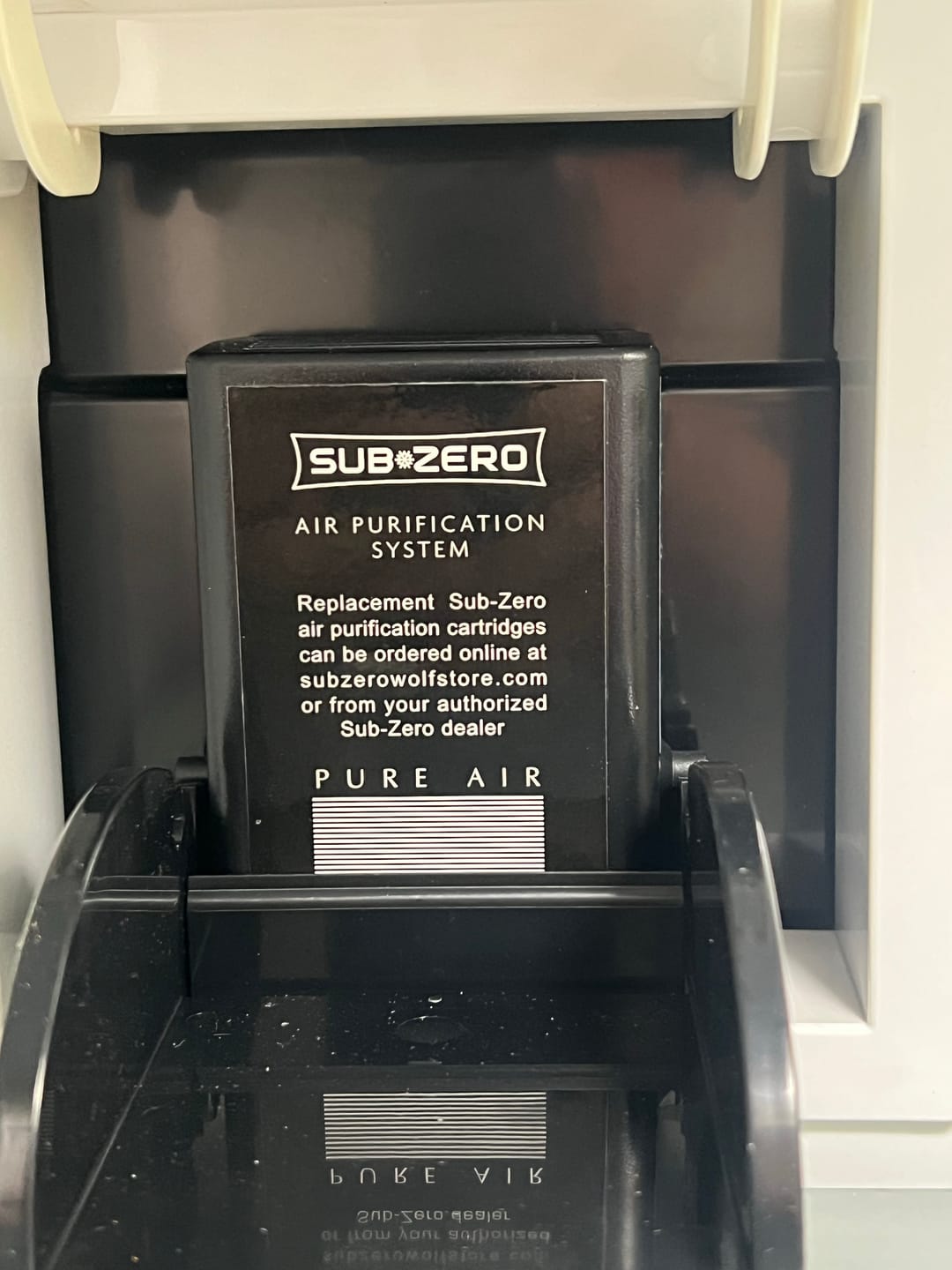 Customer photo review of Sub Zero 7042798 Air Purification Cartridge