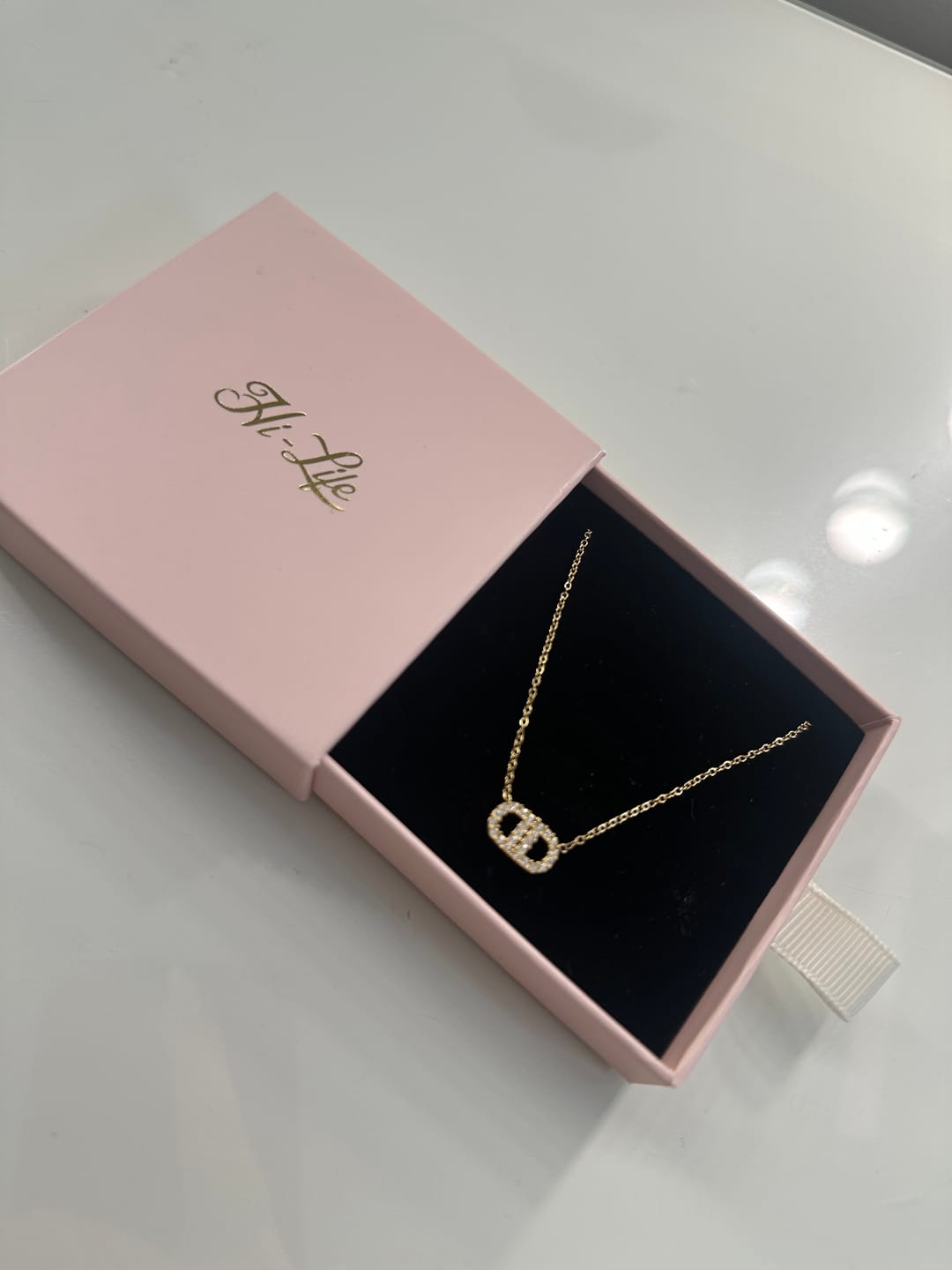 Customer photo review of Deluxe Pave Kette 14K Vergoldet