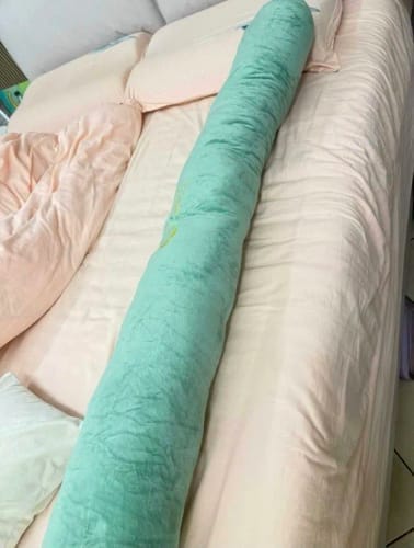 Customer photo review of Long Bolster Pillow – Rectangular Pregnancy Support Cushion for Side Sleepers
