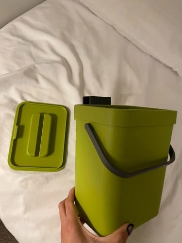 Customer photo review of Quiet Close Trash Can – Space-Saving Sealed Kitchen Bin