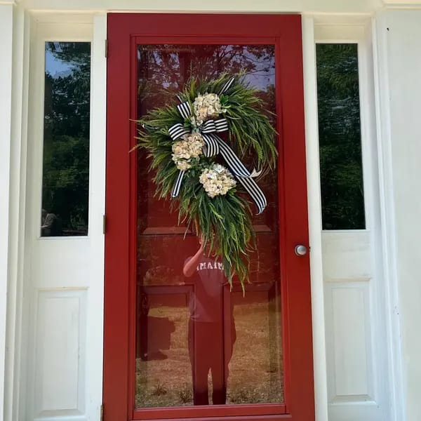 Customer photo review of Handcrafted Hydrangea Wreath – The Perfect All-Season Front Door Decor