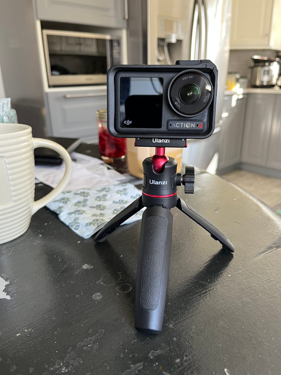 Customer photo review of Ulanzi Magnetic Quick Release Tripod for DJI Osmo 360/ Nano/ Action 2/3/4  2829A
