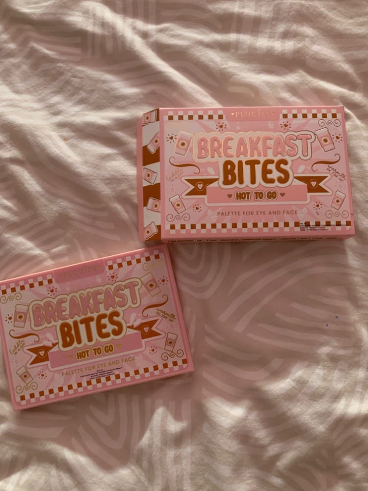 Customer photo review of Breakfast Bites Makeup Palette