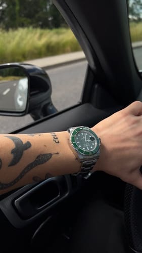 Customer photo review of Submariner Date Automatic Diver Watch Unidirectional Bezel Design