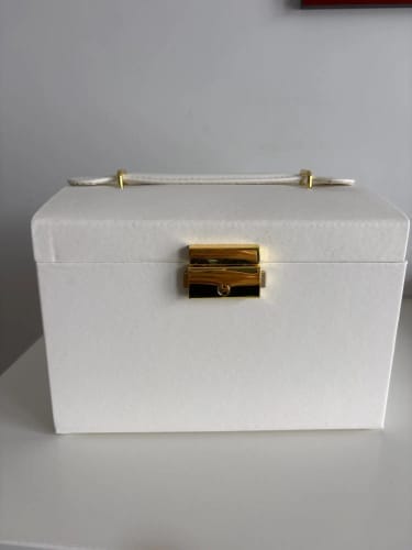 Customer photo review of Drawer Jewelry Box – Three Layer Leather Lockable Case