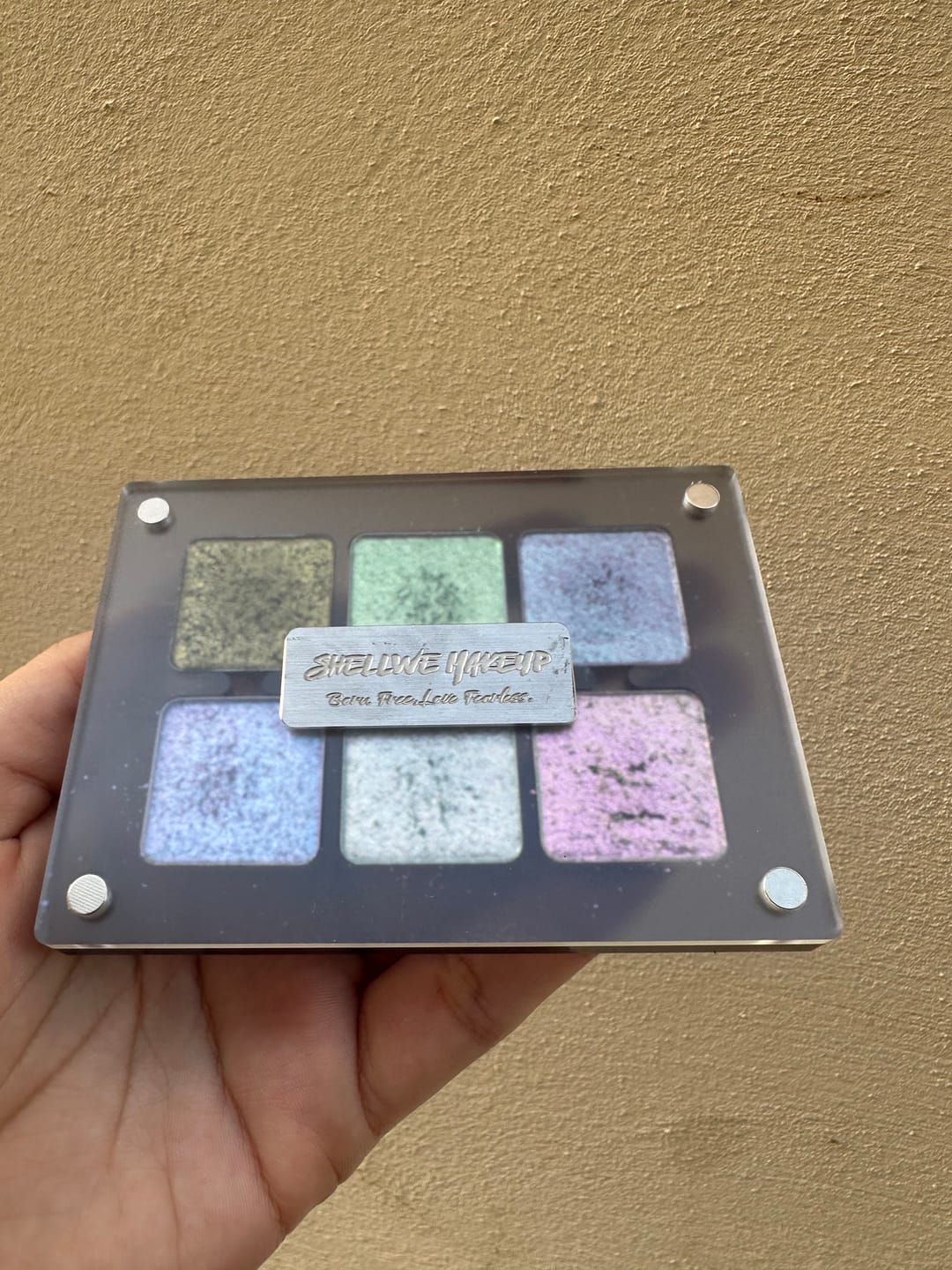Customer photo review of NEW! Single Pressed Eyeshadow