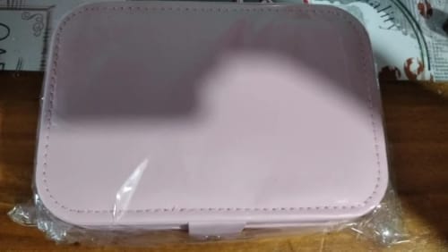 Customer photo review of Mini Jewelry Box – Velvet Lined Travel Case for Rings & Earrings