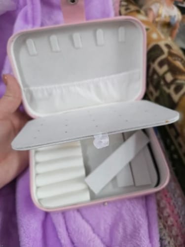 Customer photo review of Mini Jewelry Box – Velvet Lined Travel Case for Rings & Earrings