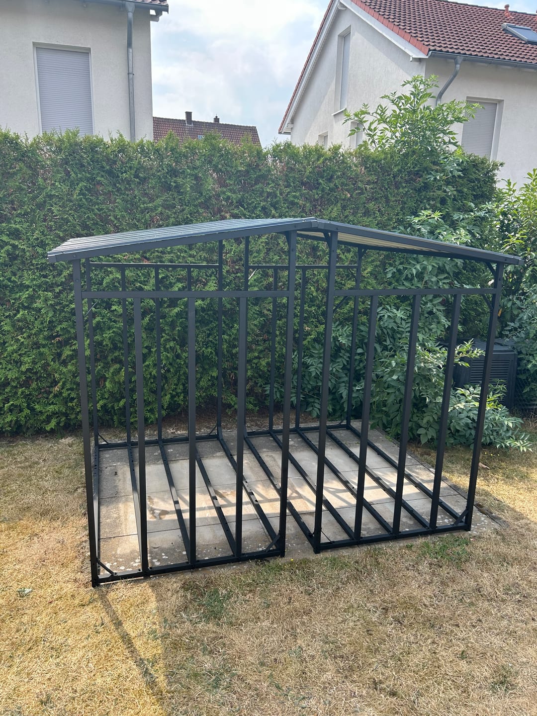 Customer photo review of Gartenzeit® Premium Kaminholzregal für den Außenbereich – XXL, extra stabil & wetterfest