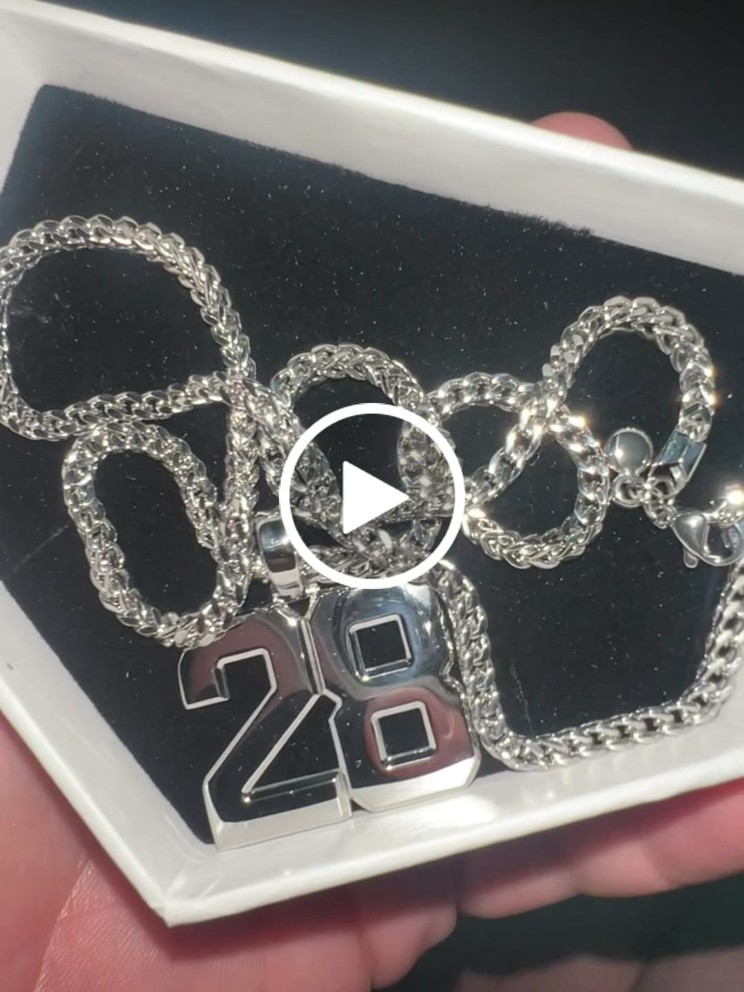 Customer video review of Franco Chain (Silver)