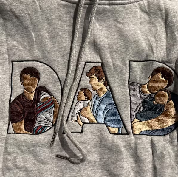 Customer photo review of Custom Photo Portrait Embroidery Sweatshirt T-shirt Father's Day- Gift For Dad