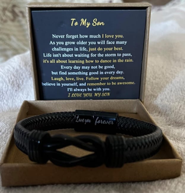 Customer photo review of Birthday Gift for Men | Bracelet with Milestone Year Card