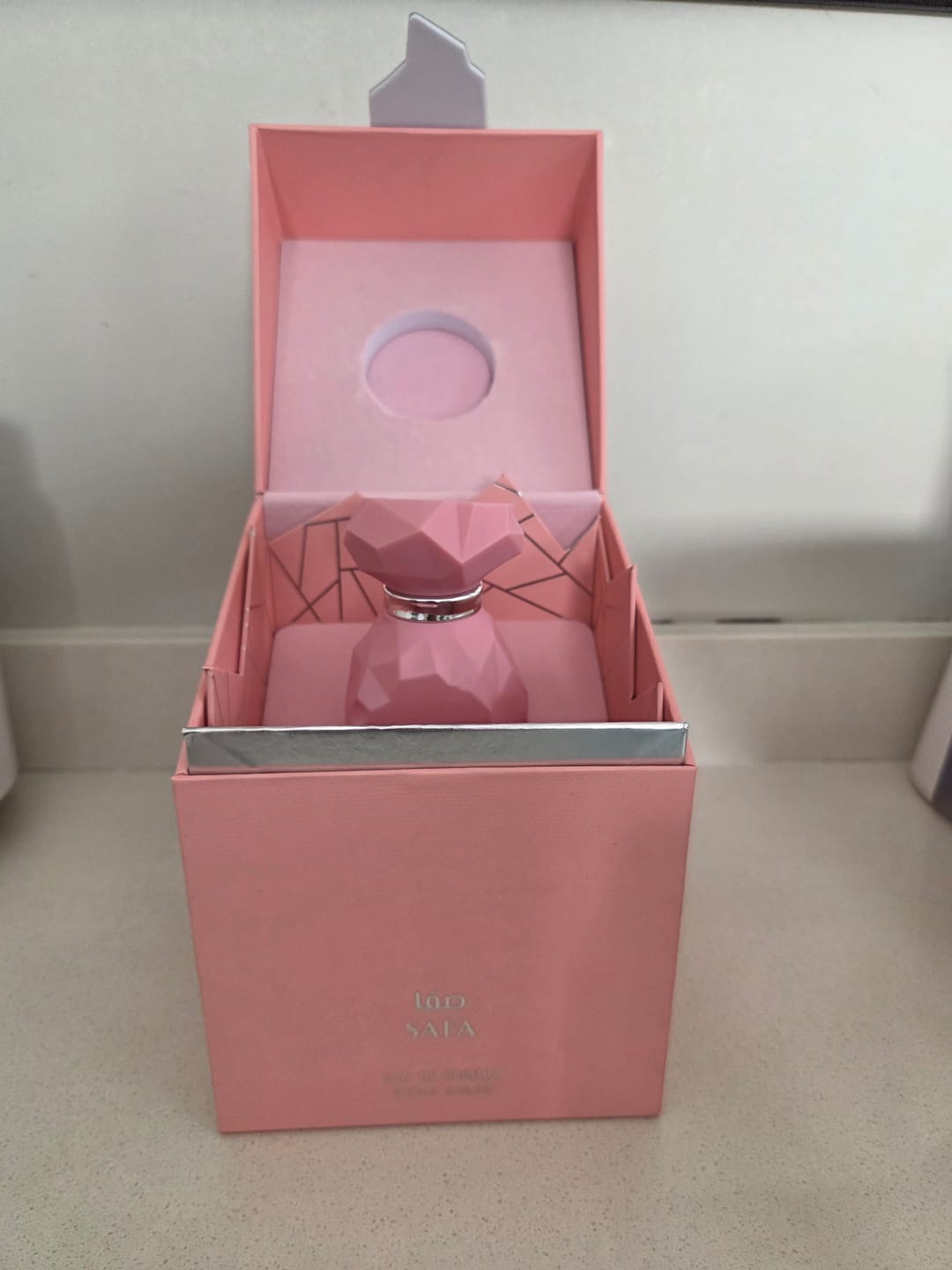 Customer photo review of SAFA ARABIYAT PRESTIGE EDP 100ML