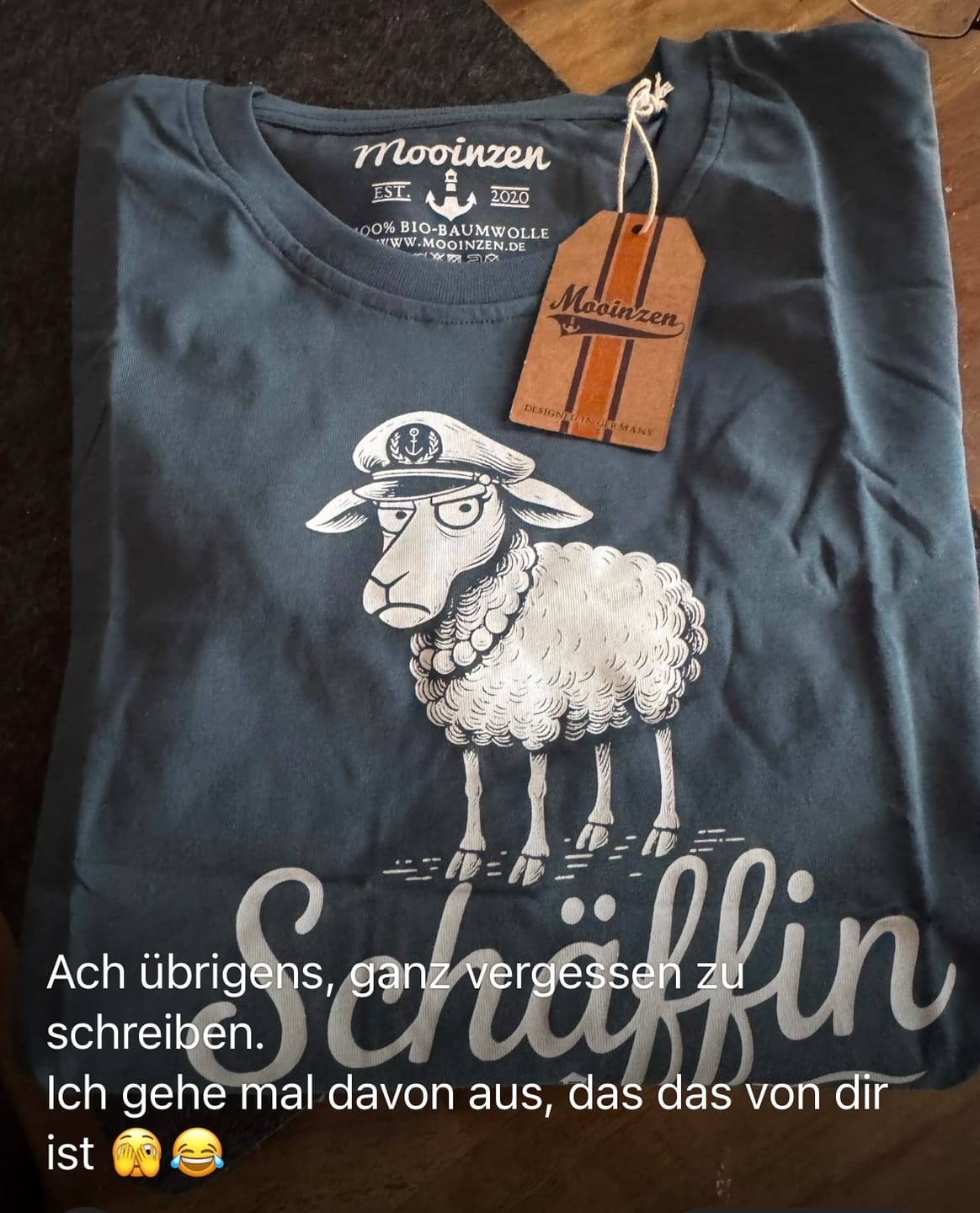 Customer photo review of Schäffin Chefin · Damen Premium Signature Bio T-Shirt