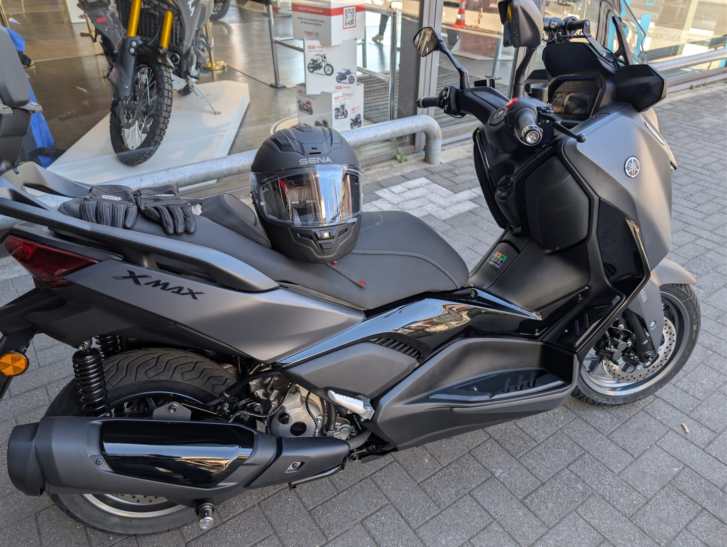 Customer photo review of X-MAX 300