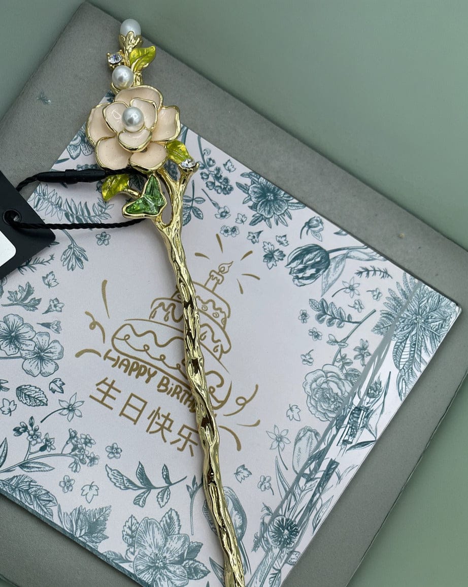 Customer photo review of Sunline Camellia Hair Stick