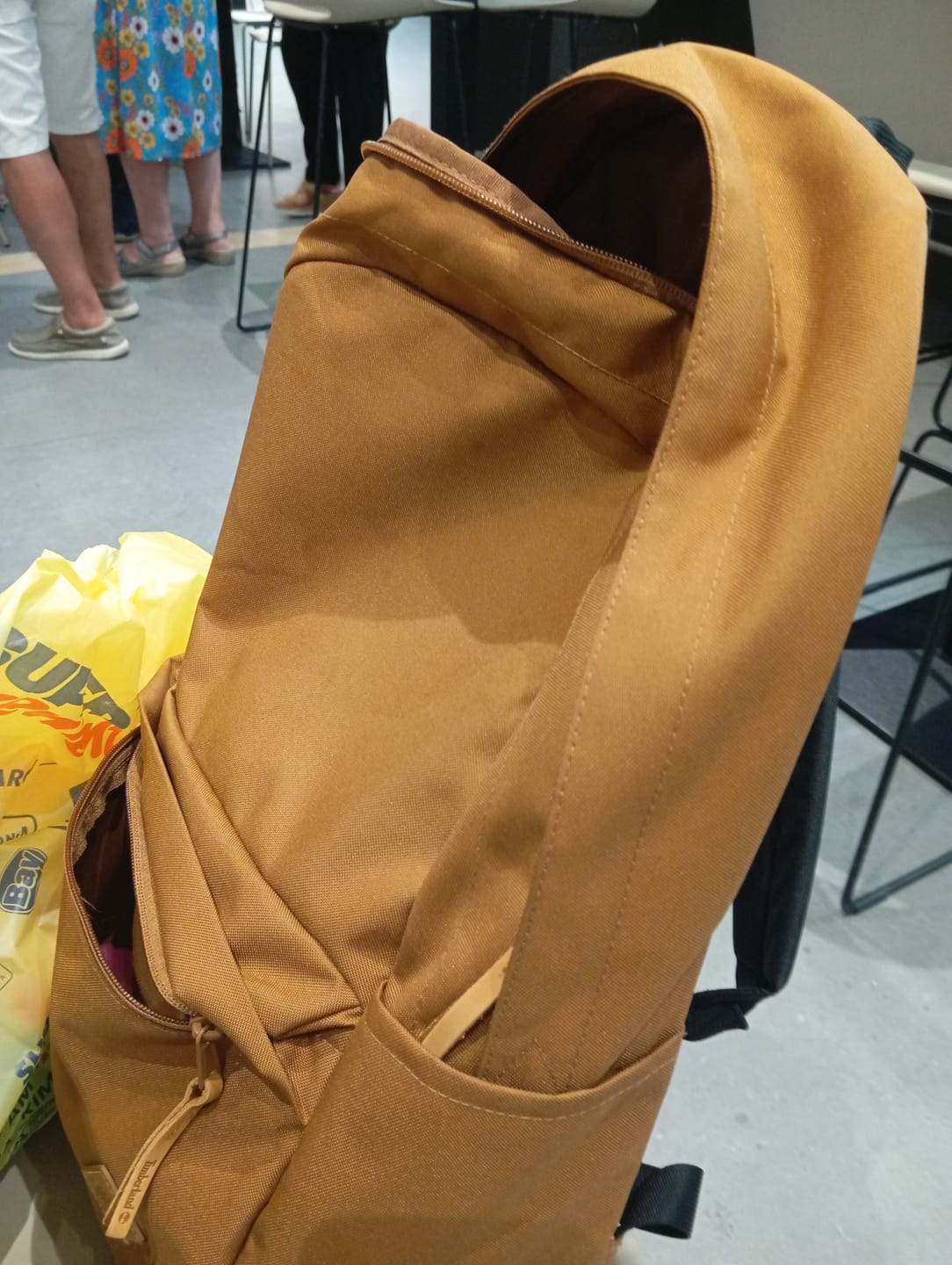 Customer photo review of Timberpack Backpack 22LT Dark Wheat Boot - Zaino Arancione  Uomo TIMBERLAND