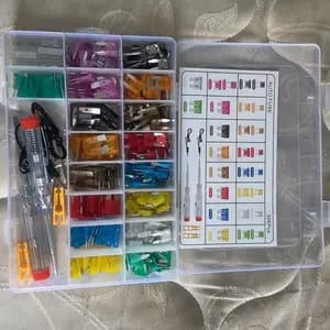 Customer photo review of Protezione Elettrica Kit Fusibili Auto Mini Lama con Estrattore