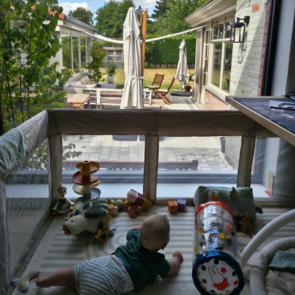 Customer photo review of Grondbox Baby Beige – Inklapbaar – Inclusief mat & Speelballen | Broyari