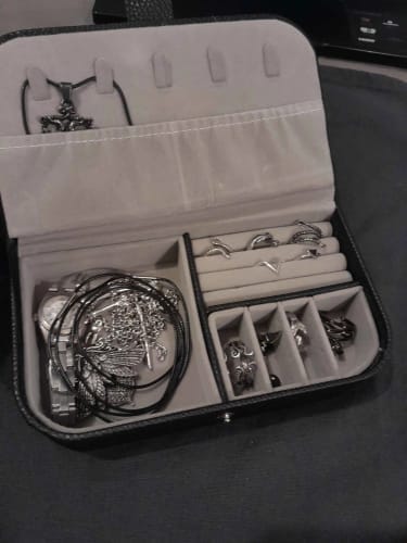 Customer photo review of Travel Jewelry Box – Portable Leather Organizer Case