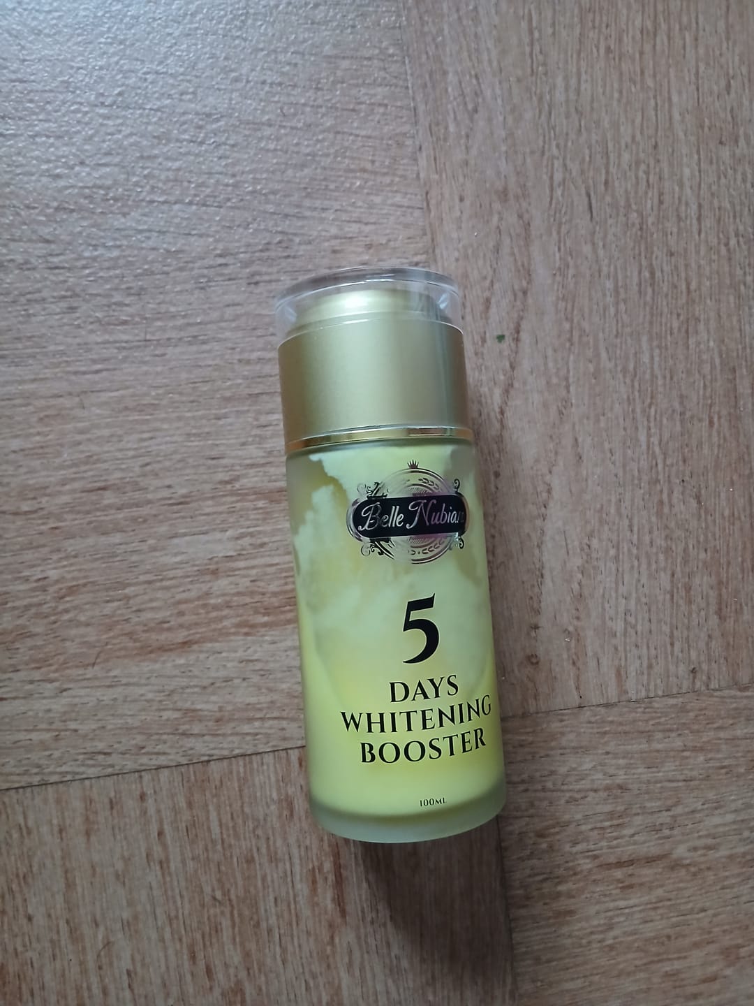 Avis client avec photo du NOUVEAU SÉRUM BOOSTER 5 JOURS (+ SPF 30 & Collagène)