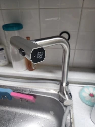 Customer photo review of Stainless Steel Kitchen Faucet - MapleFair Pull-Out Faucet