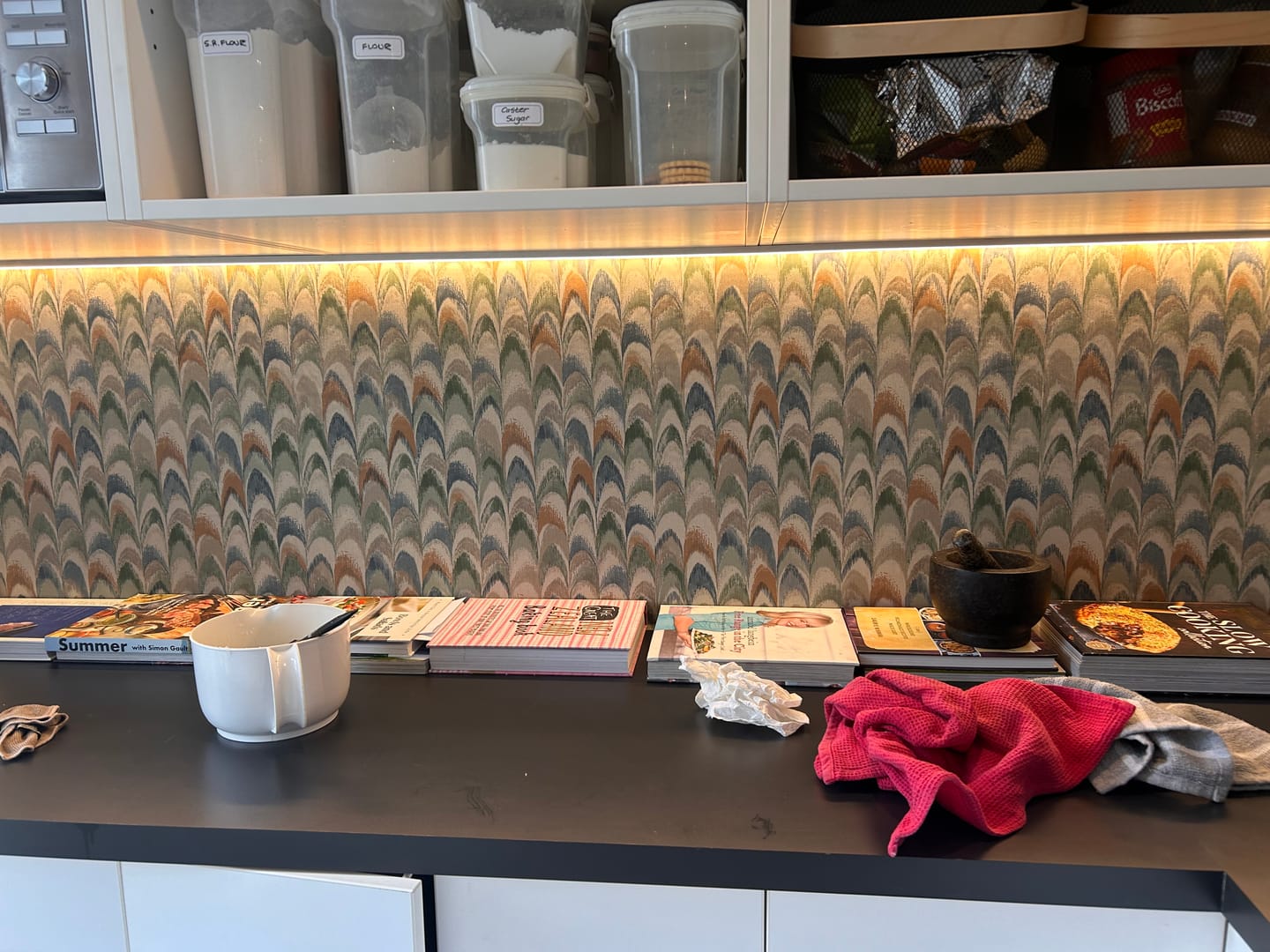 Customer photo review of Ruba - Peacock Feathers Wallpaper - Multi-Coloured - LAST ROLL