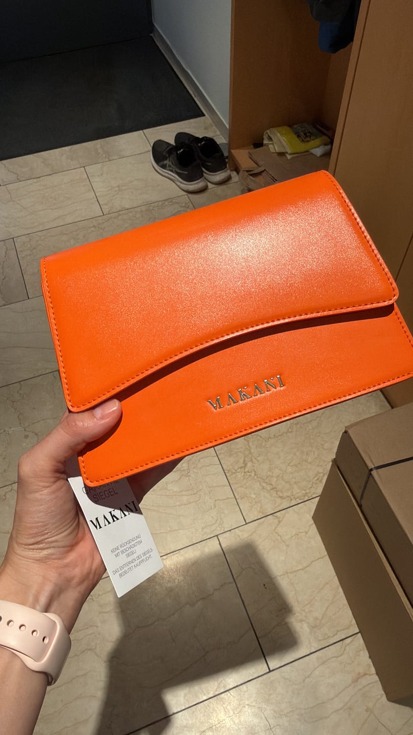 Customer photo review of MANA - ORANGE