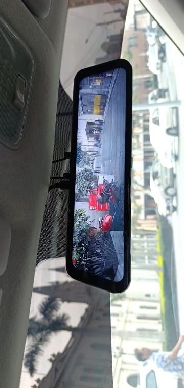 Customer photo review of Dashcam Retrovisor 1080P con Cámara Trasera