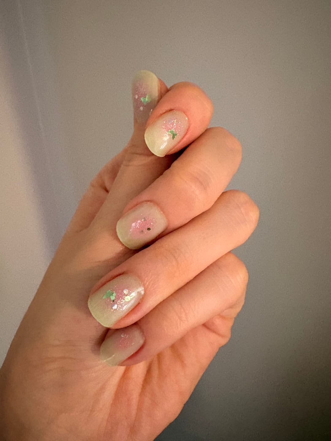 Customer photo review of N Guava Glint Jel Tırnak 30 Adet, 2 Kullanım