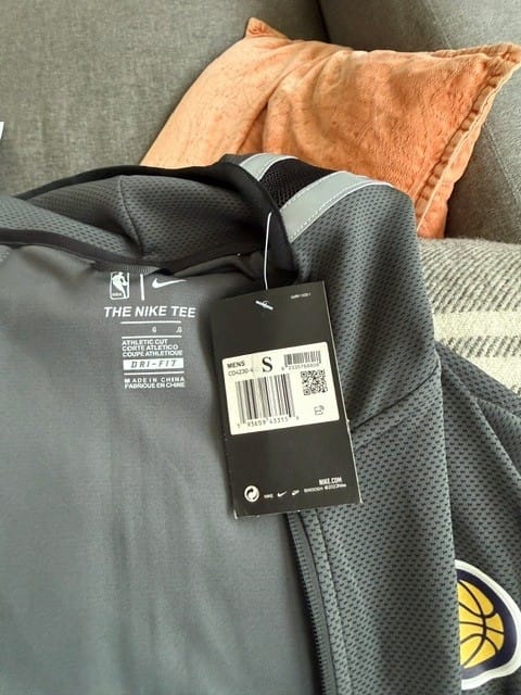 Customer photo review of Hoop Armour™ Indiana Pacers Performance Warm-Up Jacket