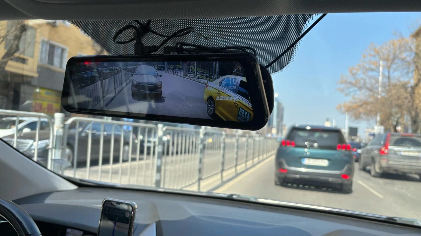 Customer photo review of Dashcam Retrovisor 1080P con Cámara Trasera