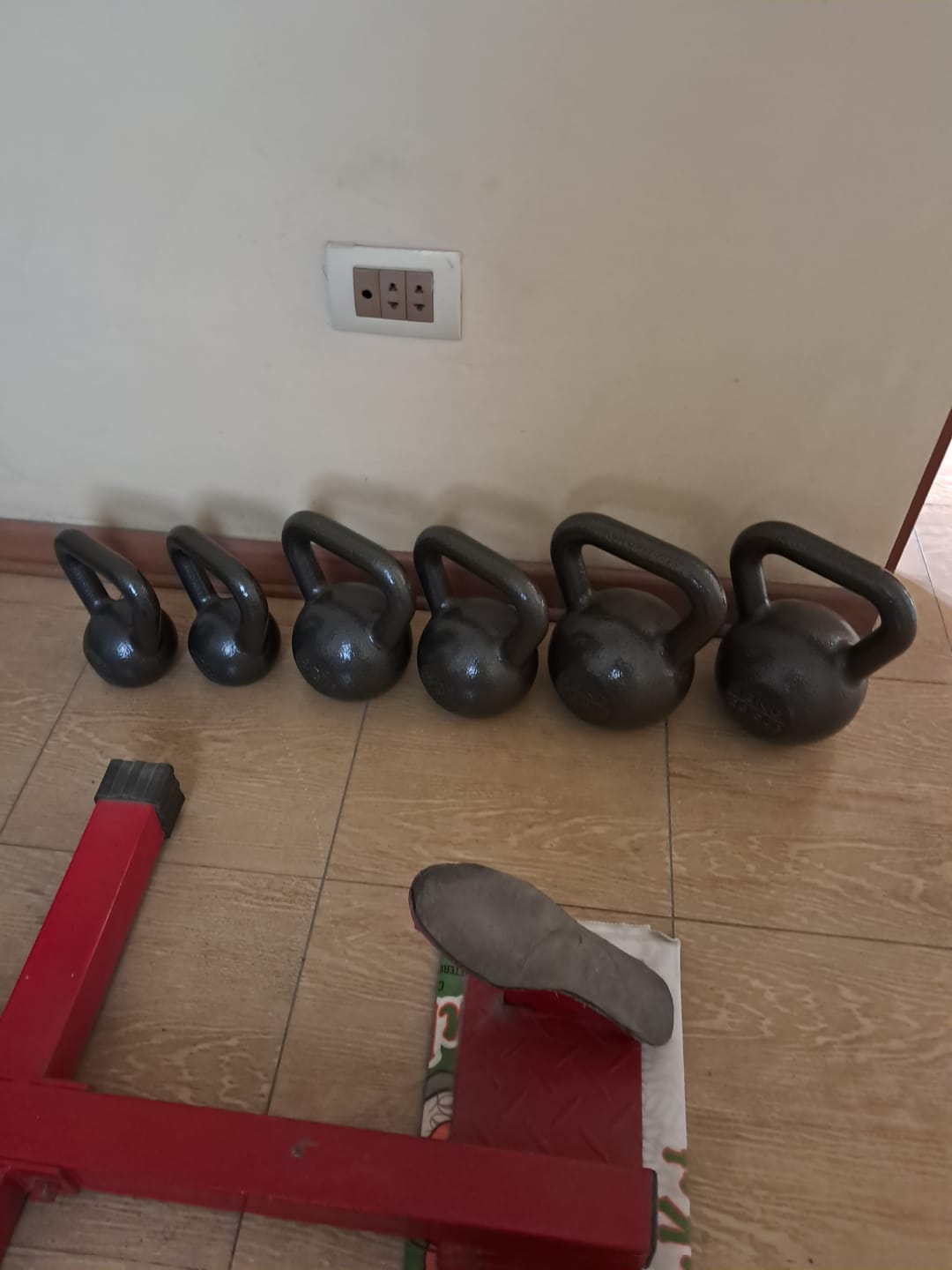 Customer photo review of Pesa Rusa o Kettlebell de Hierro Fundido