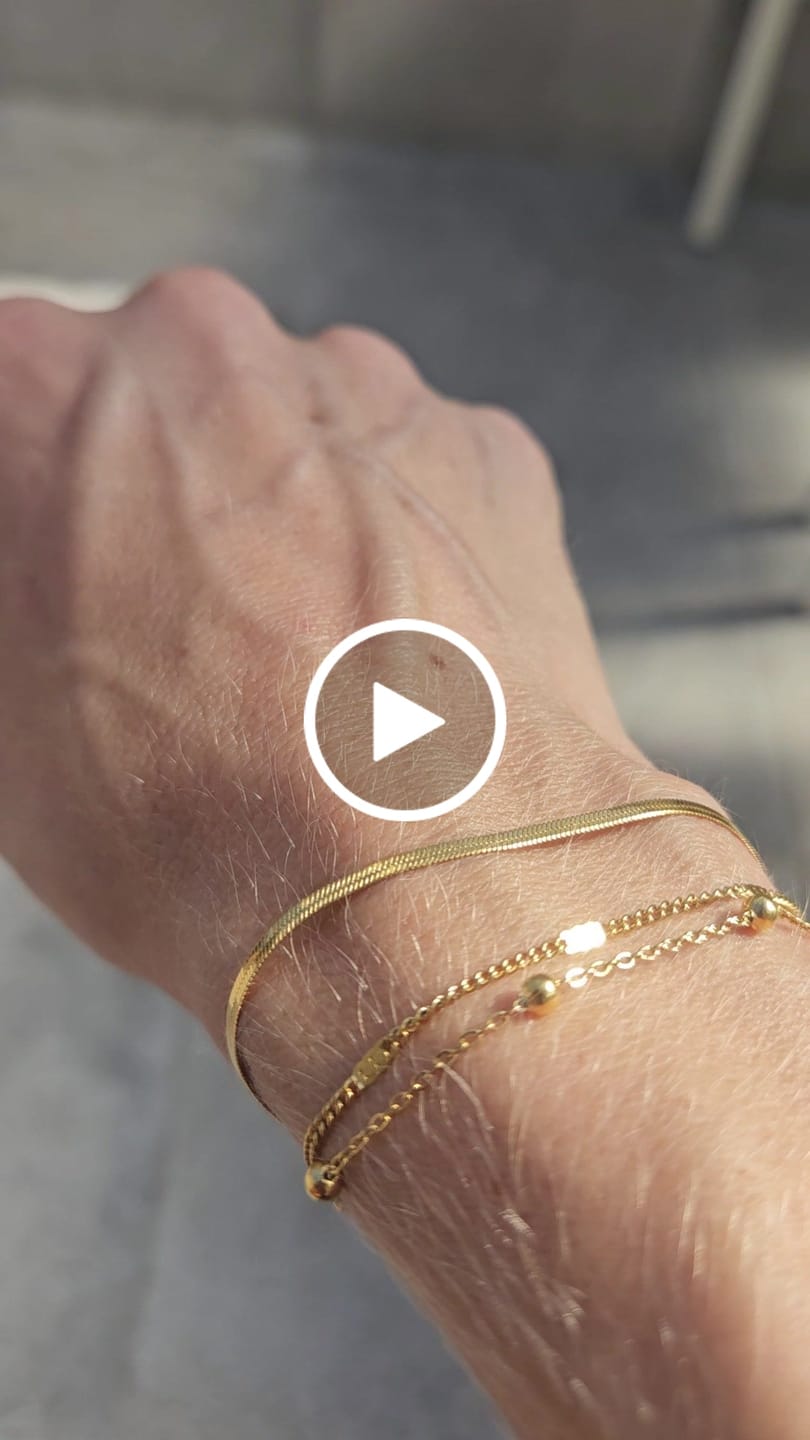 Customer video review of Pulsera Petra