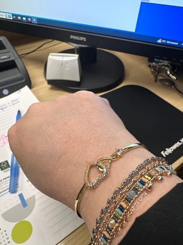 Customer photo review of Mor Och Dotter – Infinity Heart-Armband – Så Stolt Över Dig